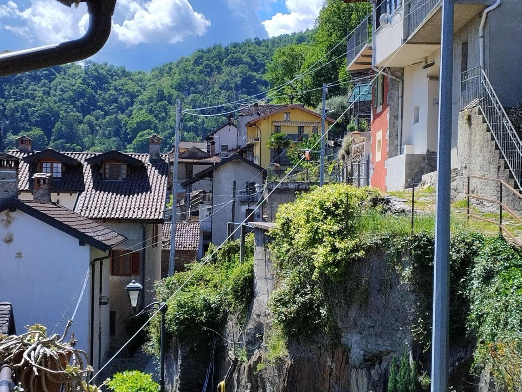 Apartamento Il Forno Cossogno Exterior foto